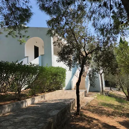 Vakantiepark Villaggio Baia Della Tufara 3*