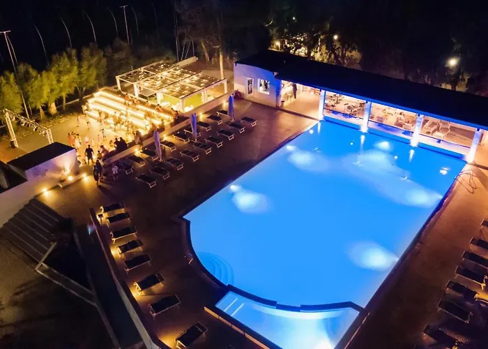 Aldeamento Turístico Villaggio Baia Della Tufara