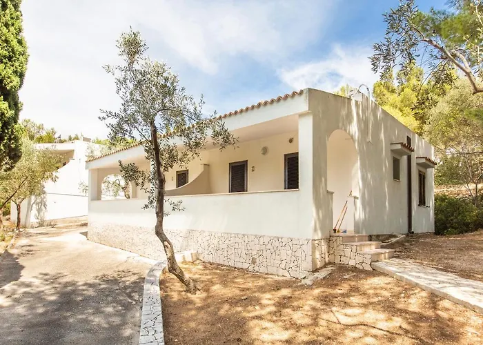 Villaggio Baia Della Tufara 3*