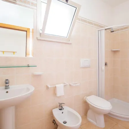 Villaggio Baia Della Tufara 3*