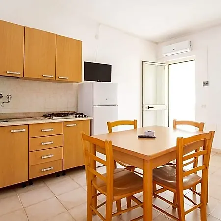 Villaggio Baia Della Tufara פארק נופש ויאסטה