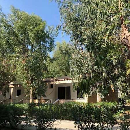 Villaggio Baia Della Tufara ויאסטה